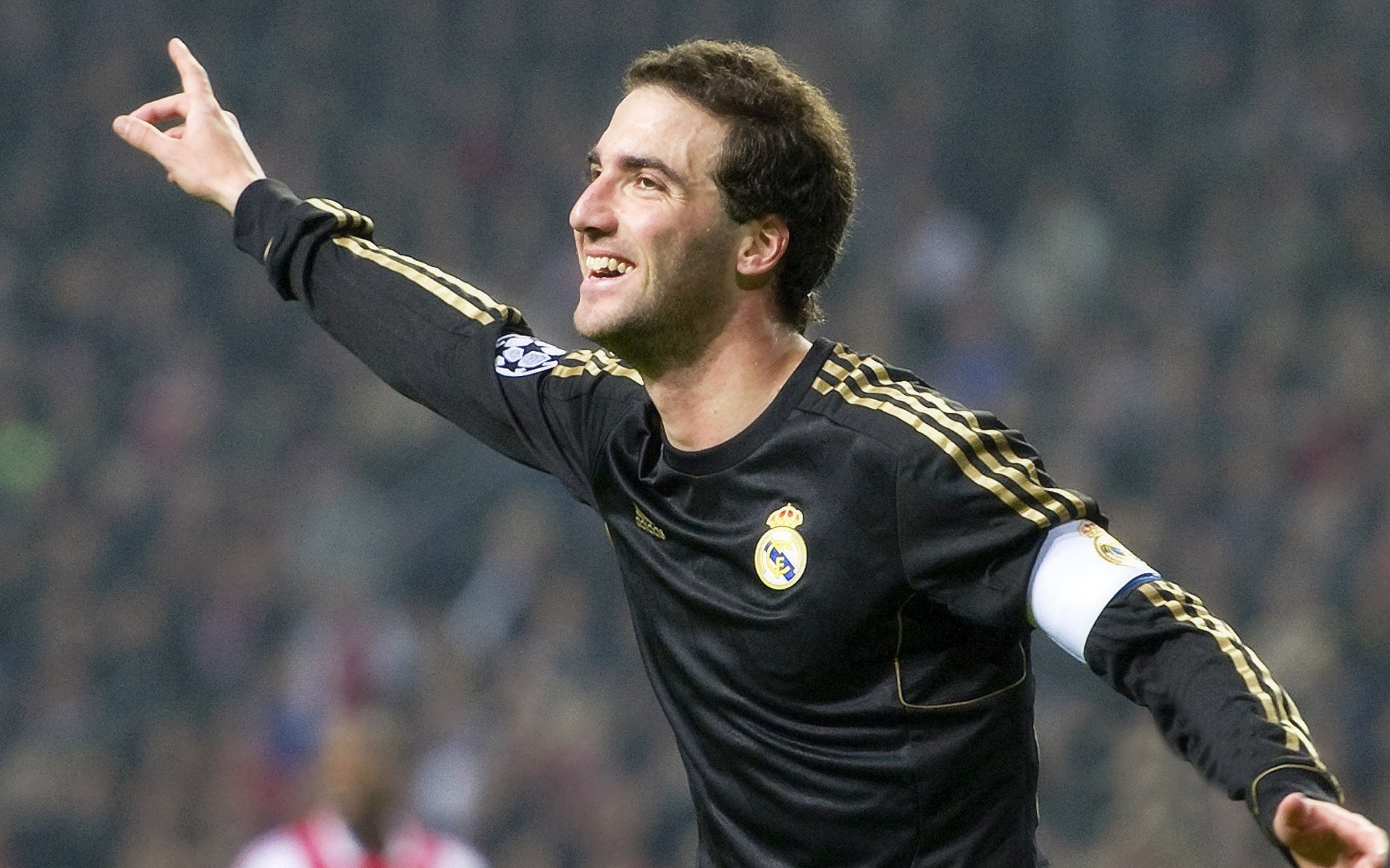 乐鱼体育下载入口-中国足球国家队重点培养中场核心控制力,中国足球培养体系